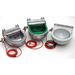 Vyhřívaná  dvouplášťová 4 l napáječka, hladinová. 75W, -30°C, na přívodu s 1,2m topného kabelu, 2 m stud. konec - základní cena