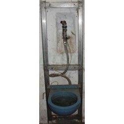 Vyhřívaná  dvouplášťová 4 l napáječka, hladinová. 75W, -30°C, na přívodu s 1,2m topného kabelu, 2 m stud. konec - základní cena