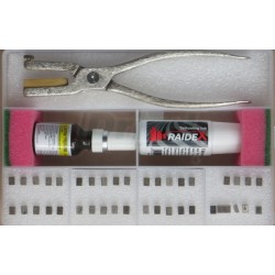 Tetovací sada 4 mm - kazeta: kleště, 3x sada čísel 0-9, znaky S,K,P,C,J,-, barva, desinfekce,