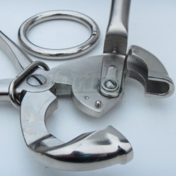 Kleště k aplikaci otočných nosních kruhů B121