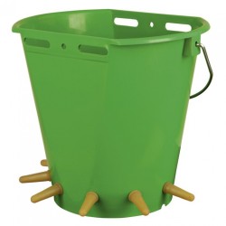 Napájecí kbelík pro jehňata 8 l s 6 latexovými dudlíky