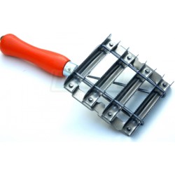 Hřbílko pro koně ADLUS 8 řad zubů