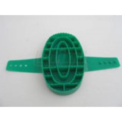 Hřbílko plastové oválné s mřížkou, se stavitelnou páskou na ruku, různé barvy