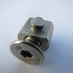 Náhradní excentrický upínací segment se šroubkem - nerez - pro frézu 80 502