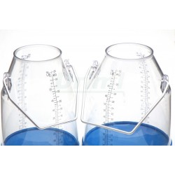 Konev na dojení s úchytem, plastová, objem 32 l, průhledná,