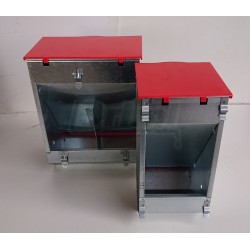 Zásobník na granule a zrno s víkem vnější - 2 oddíly