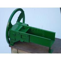 Řezačka na kopřivy a píci