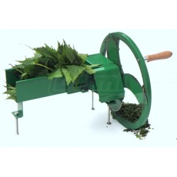 Řezačka na kopřivy a píci