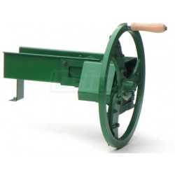 Řezačka na kopřivy a píci