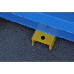 Klec fixační s čelem Priefert a košem