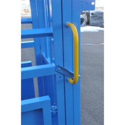 Klec fixační s čelem Priefert a košem