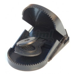 Past na krysy s pružinou