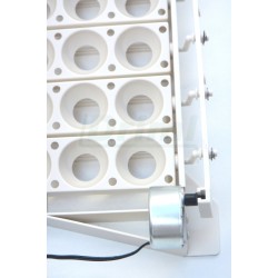 Automatický obraceč vajec na 42 slepičích vajec, včetně motorku 4W a adaptéru 220/12V