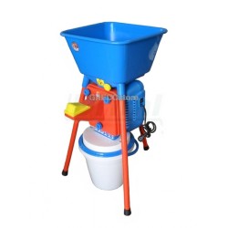 Šrotovník MAGNUM  750W,   4 síta 2,5   4,  6,  8m     90 - 250 kg hod