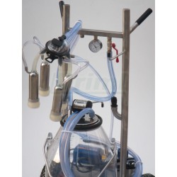 Malé dojení DRIML MD 32 ASSS, TOP model  asynchronní pro skot