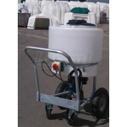 Vozík na mléko s propylenovou nádobou 170L s výpustí a mixérem pro telata