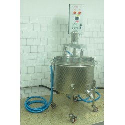 Šaržový paster - sýrařský kotel MSKDH 150, do 90°C, s tříramennou planetovou harfou