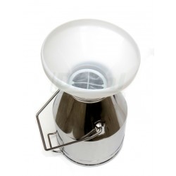 Nalévací trychtýř do konve se sítkem, horní ? 32, spodní ? 15