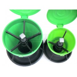 Samokrmítko pro selata se zásobníkem 10 litrů