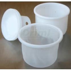 Kadova forma 1,5 - 2 kg na polotvrdé a tvrdé sýry. Je určená ke strojnímu lisování pod tlakem.