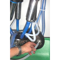 Proplachovací stolice PS-12 pro údržbu dojení