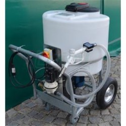 Vozík na mléko pro telata s plastovou nádobou 170 l, s mixérem a digitálním dávkovacím čerpadlem, bez pojezdu