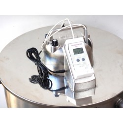 Pastér PTK 50 s kalibrovaným teploměrem, s míchadlem bez podstavce