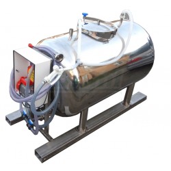 500 l Přepravní tank s měřením průtoku a sanitací na lyžinách