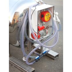 1500 l Přepravní tank s měřením průtoku a sanitací na lyžinách