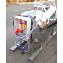 1500 l Přepravní tank s měřením průtoku a sanitací na lyžinách