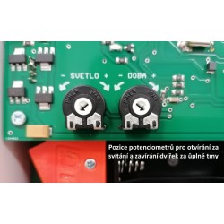 Elektronický otevírač kurníku se záložním zdrojem,  4,5V/230V bez padacích dvířek se základními funkcemi