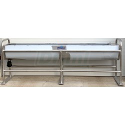 Celonerezová vyhřívaná napáječka 250x 33x 43 cm