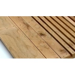 Rošt dřevěný - tvrdé dřevo,  rozměry  90 x 77 x 5 cm, příjemný, teplý, nejvíc prodávaný