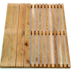 Rošt dřevěný - tvrdé dřevo,  rozměry  90 x 77 x 5 cm, příjemný, teplý, nejvíc prodávaný