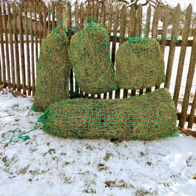 Síť na seno 80x100 cm zelená