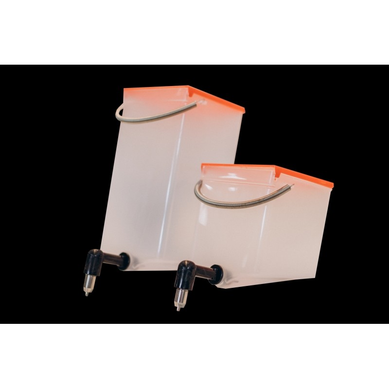 Napaječka pro králíky 1l